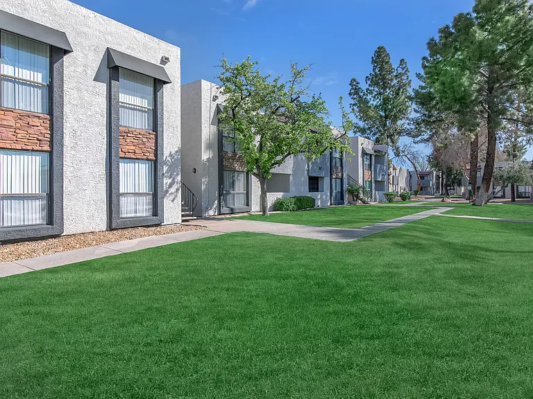 Park Terrace Apartments — Photo 14