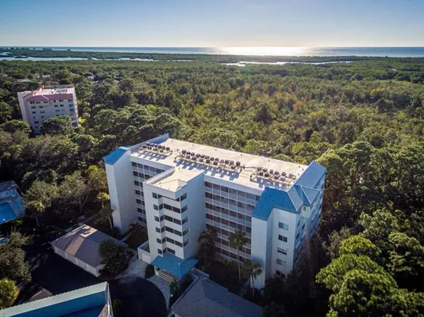 270 Naples Cove Dr APT 3304, Naples, FL 34110