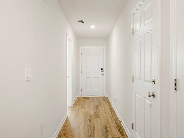 5033 Rivergrass Dr — Photo 5