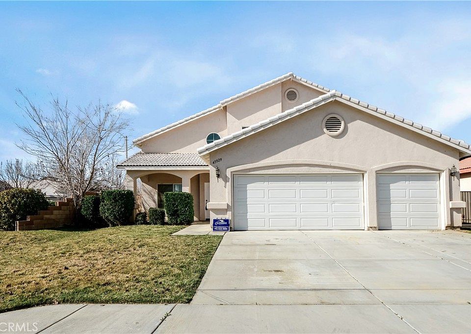 1st image of 43929 Amy Ct