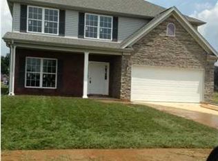 164 Canterbury Glen Dr, Mount Washington, KY 40047