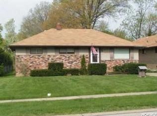 1954 Chelford Rd, Richmond Heights, OH 44143