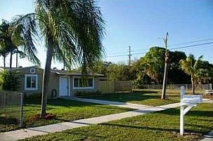 1st image of 2001 Quail Dr