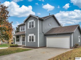 10610 S 18th Cir, Bellevue, NE 68123