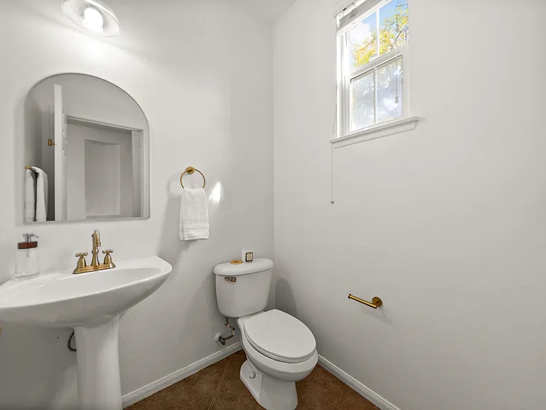 6340 Oleander Way — Photo 1