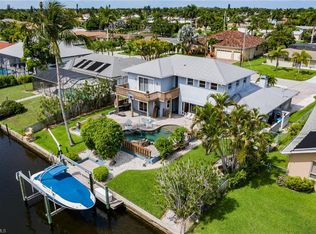 5219 Tamiami Ct, Cape Coral, FL 33904