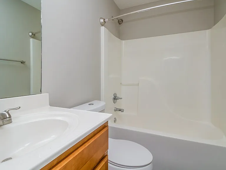 2745 Portside Ct — Photo 16