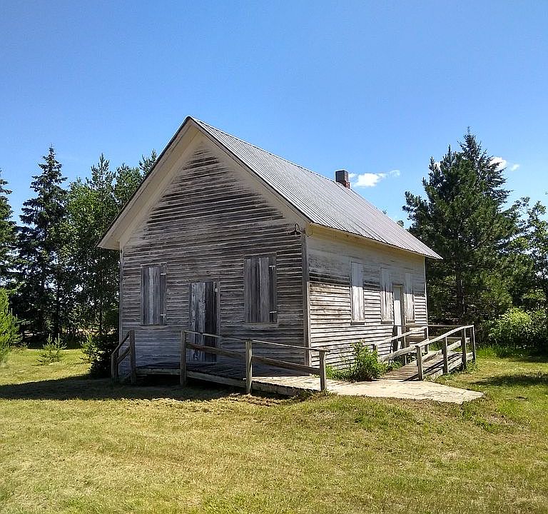 2nd image of 6210 Balsam Rd NW