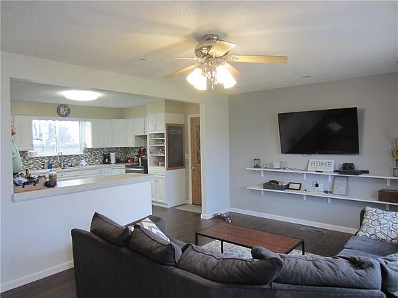 4th image of 3402 Shanverton Dr