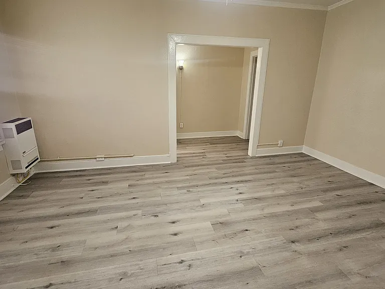 815 S Lake St #205 — Photo 7