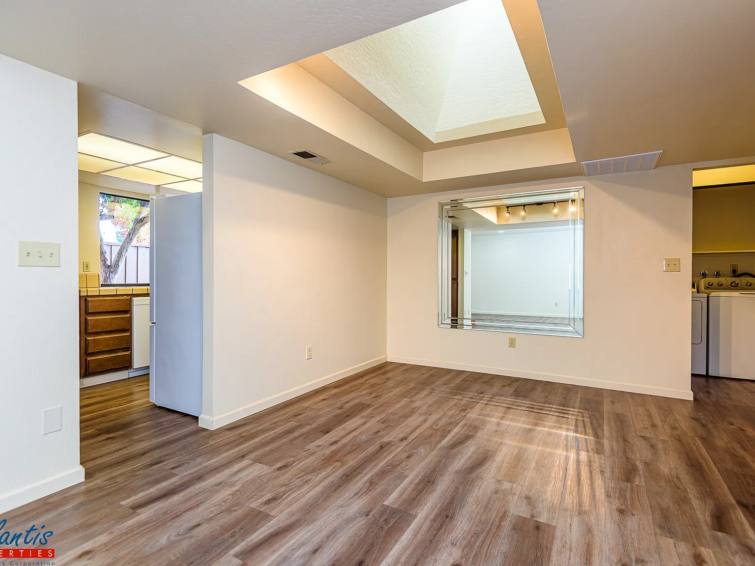 2 bed, 1200 sqft, $4,495 — Photo 4