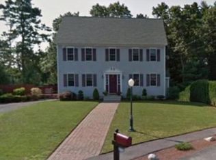 19 Freemens Cir, Assonet, MA 02702