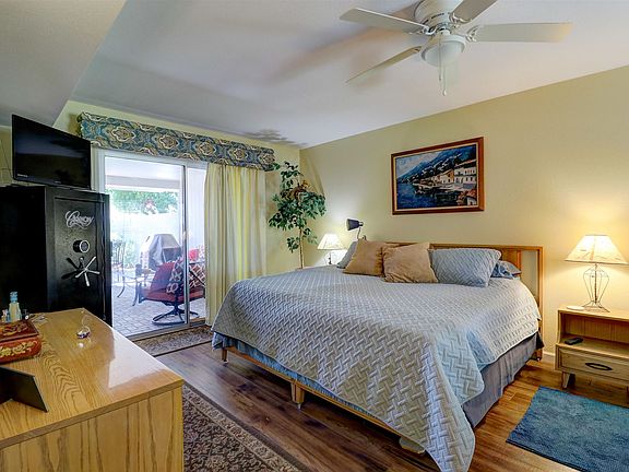 4th image of 10531 W Palmeras Dr