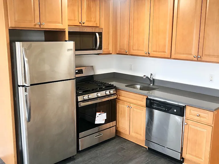 10 Wendell St #20 — Photo 6