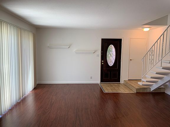2nd image of 19450 Richwood Ct APT 4