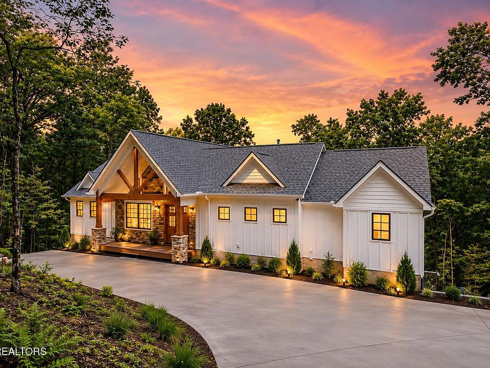 1st image of 267 Lakemont Ln