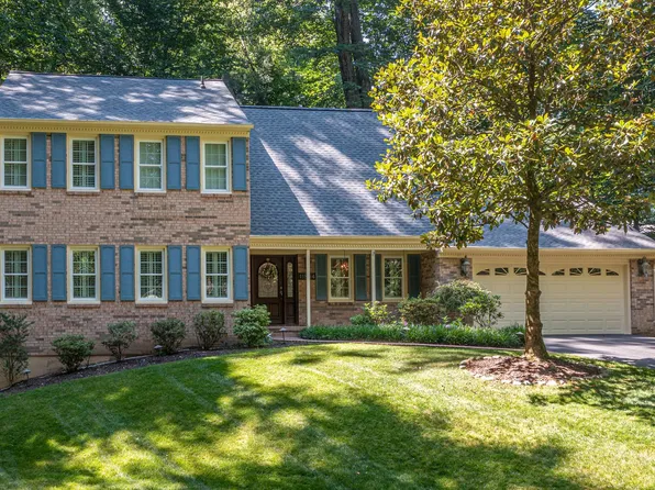 11804 Clara Way, Fairfax Station, VA 22039