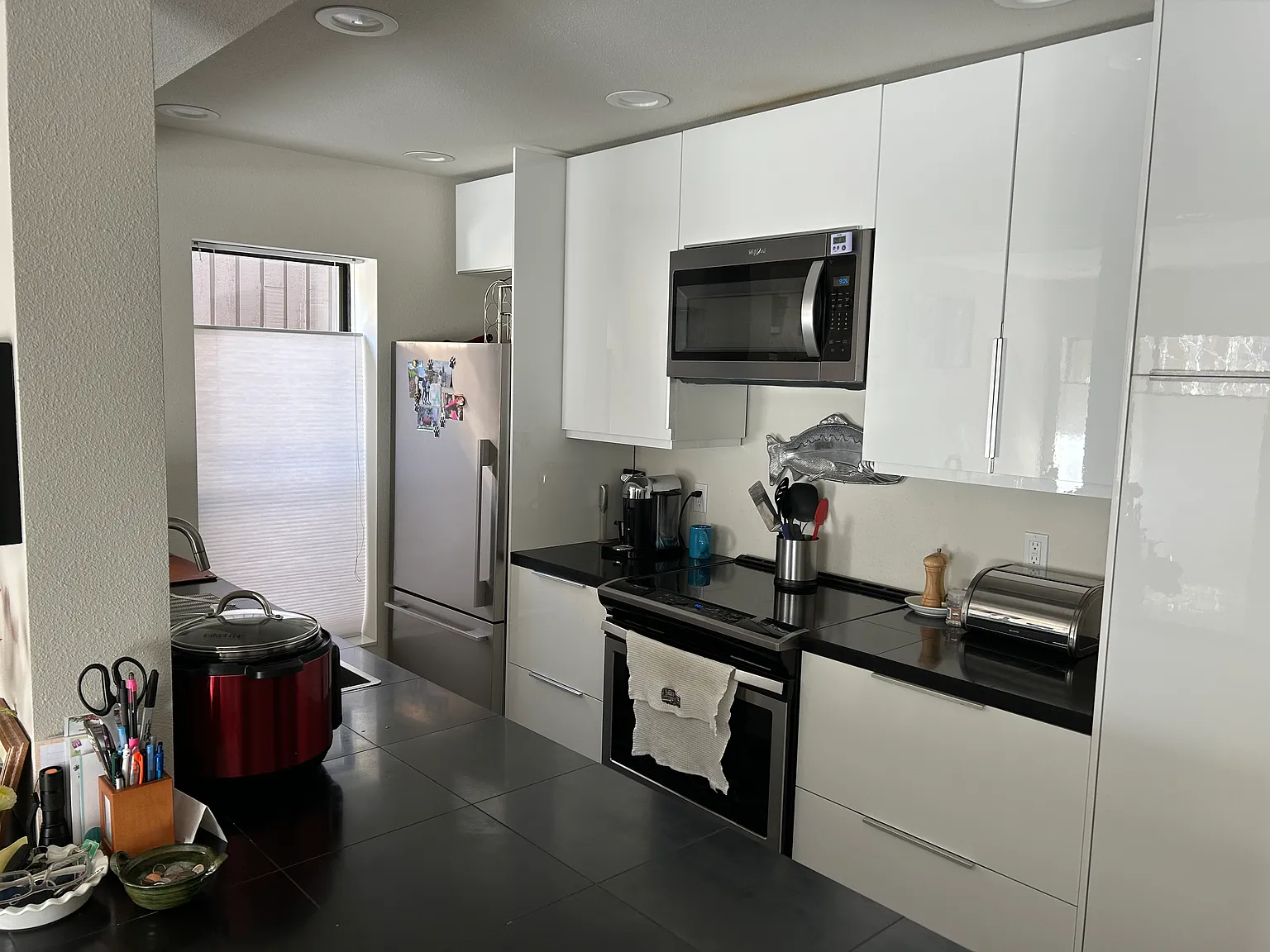 2 bed, 1100 sqft, $3,500 — Photo 3