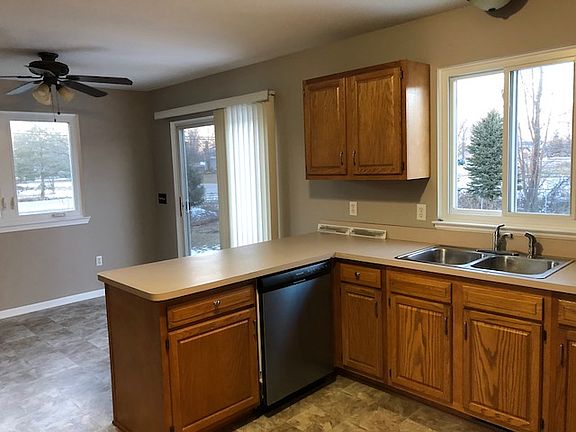 2nd image of 8488 Samantha Ln