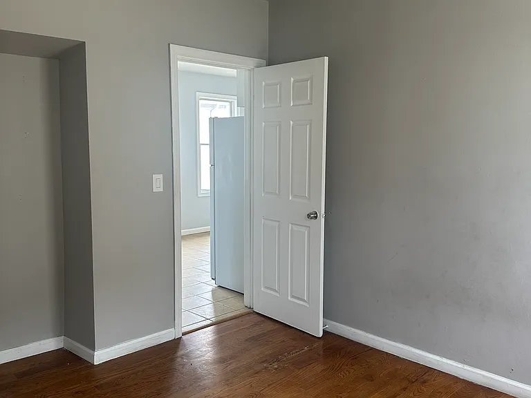 220-222 Beardsley St #2 — Photo 10