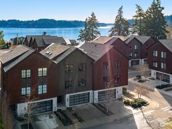 4566 Flying Goat Avenue NE #C220, Bainbridge Island, WA 98110