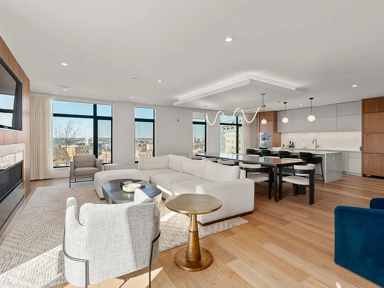 191 Washington St #306 — Photo 11