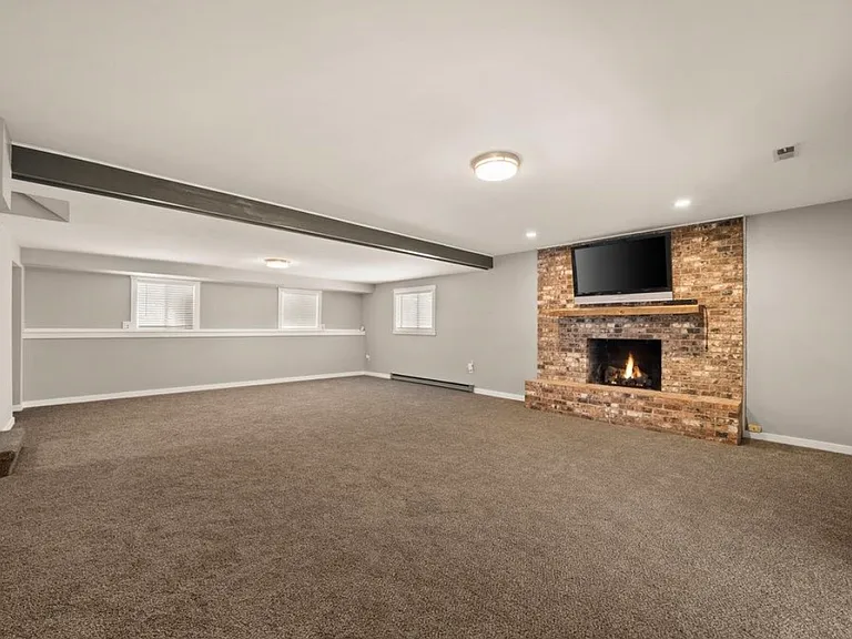 11825 N Fairwood Dr — Photo 30