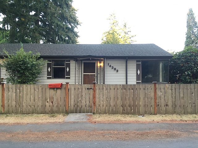 1st image of 14302 Courtland Pl N