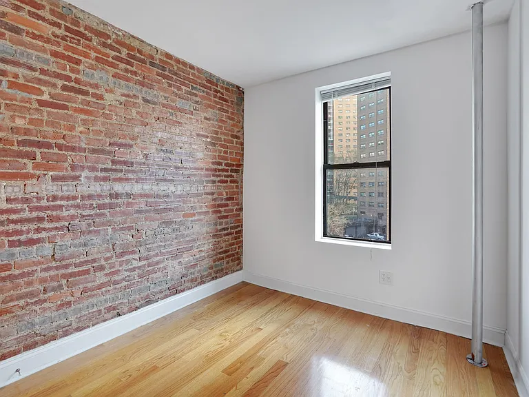 556 W 156th St #33 — Photo 4