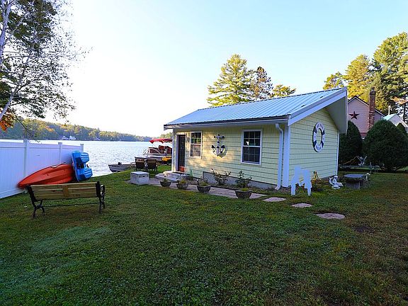 Cottage on Water