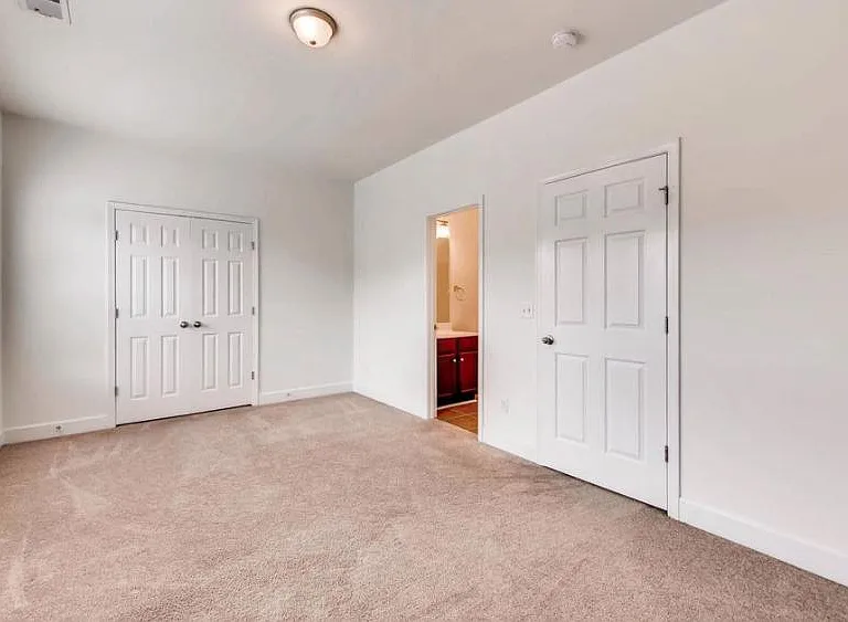 2027 Pinecrest Dr — Photo 7