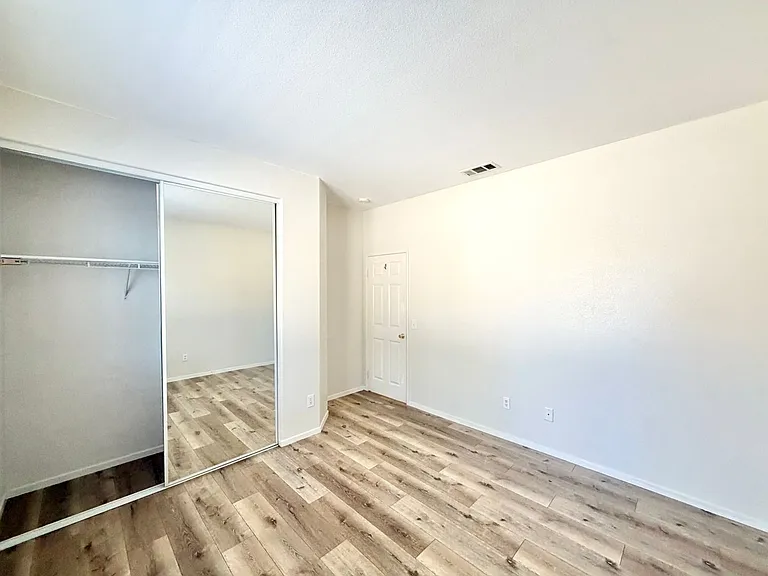 46383 Vianne Ct — Photo 14