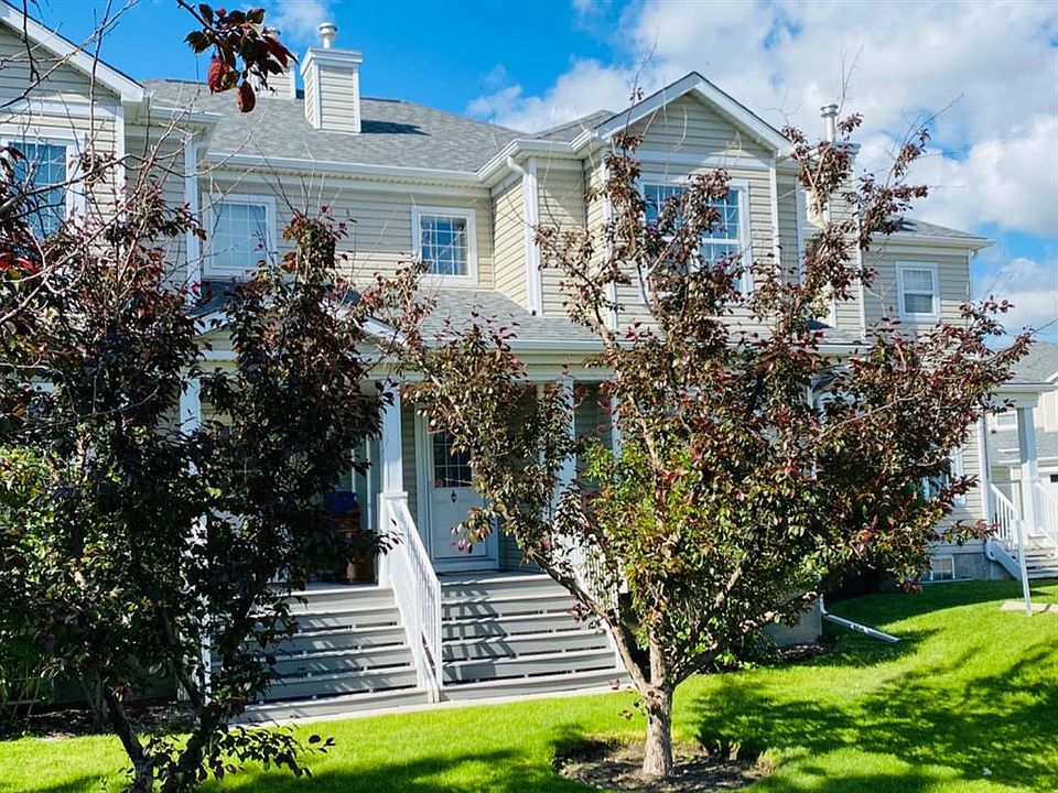 7707 Marthas Haven Park NE Calgary, AB, T3J3Z6 Apartments for Rent