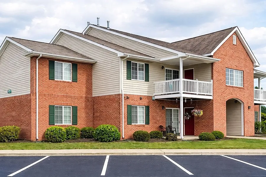 PINE GROVE APARTMENTS — Photo 1
