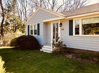 266 Mitchell Rd, Cape Elizabeth, ME 04107