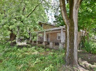 220 E Walnut St, Stilwell, OK 74960