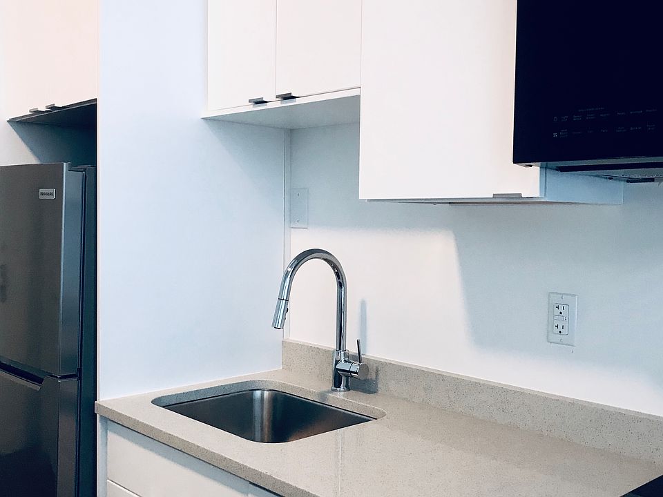 1st image of 116 Hastings St W #309