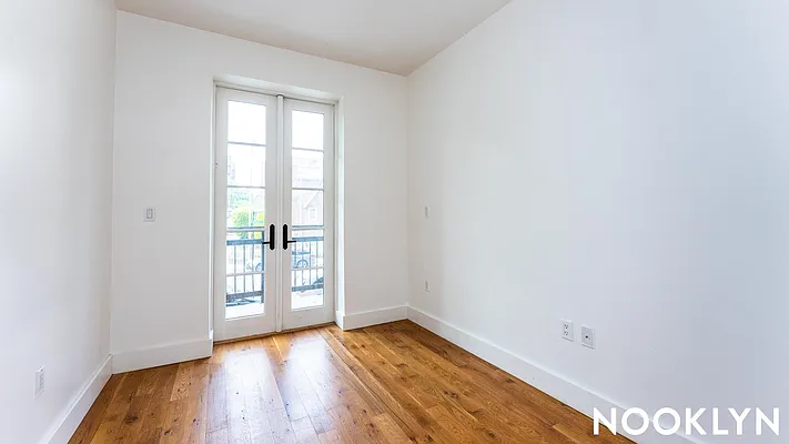 Rented by Nooklyn NYC LLC | media 40