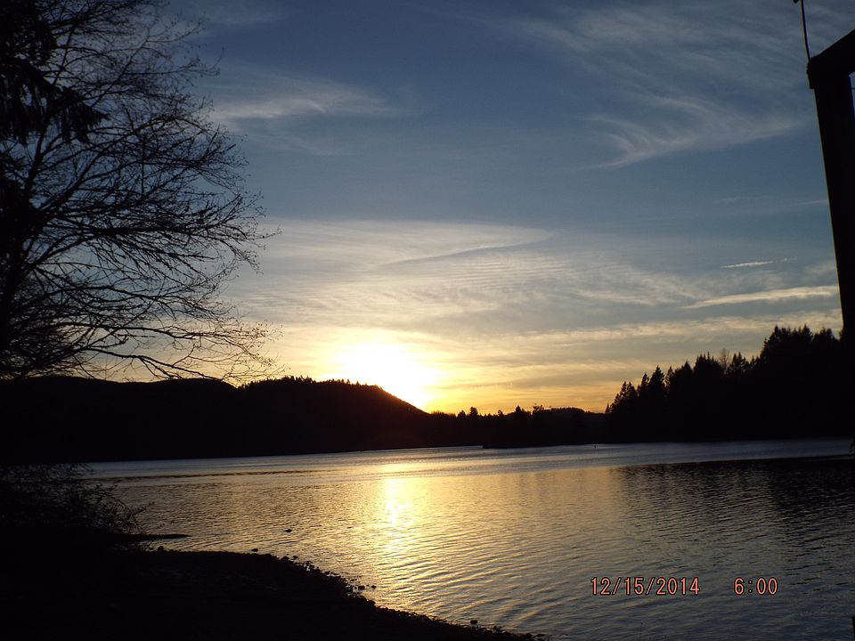1st image of 172 Lakeside Dr