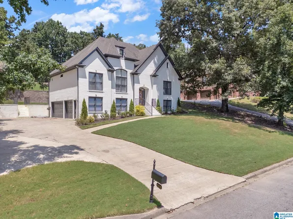 203 Chestnut Forest Dr, Helena, AL 35080