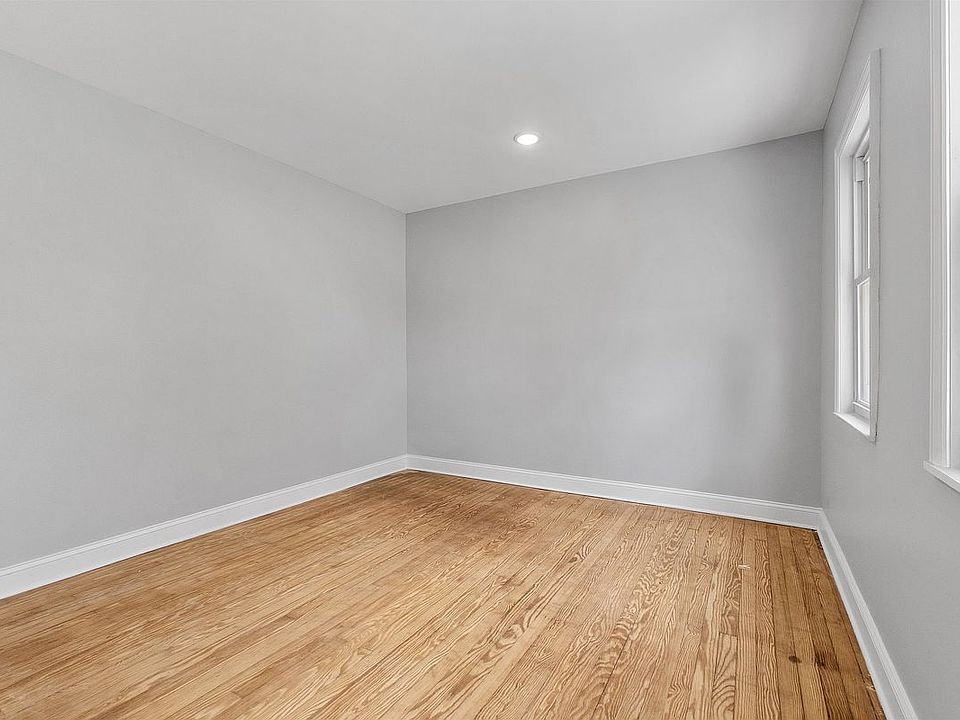1st image of 93 Hobart Ave