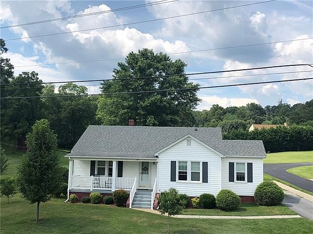 1st image of 1340 Hibriten Dr SE