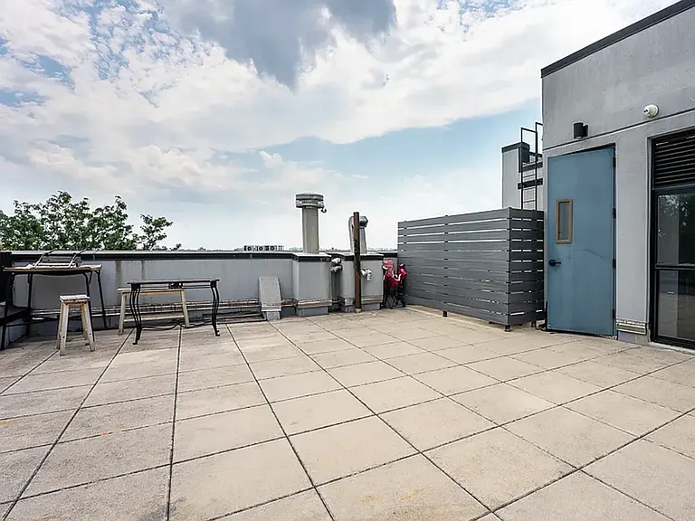 1499 Jefferson Ave #1A — Photo 14