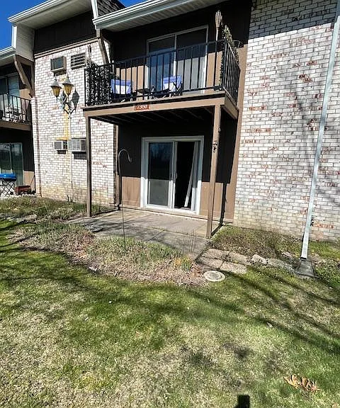 7350 Woodview St — Photo 9