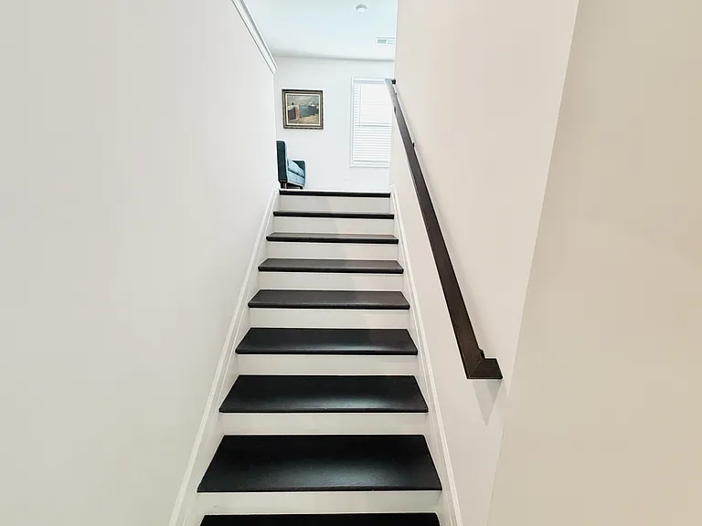 667 Honeydew Dr — Photo 31