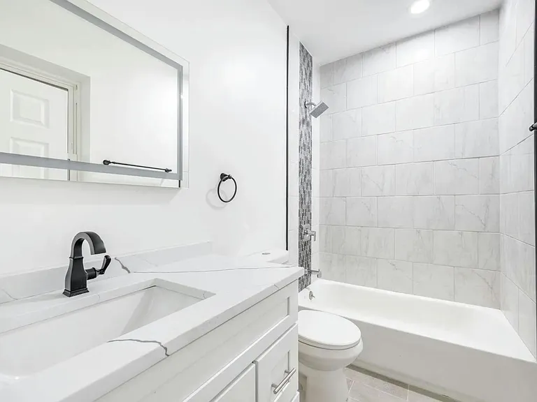 2304 N Major Ave #1 — Photo 11