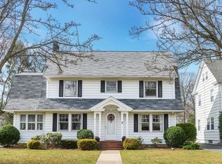 2 Mitchell Pl, Glen Ridge, NJ 07028