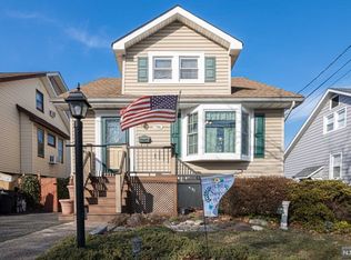 190 Brinkerhoff St, Ridgefield Park, NJ 07660