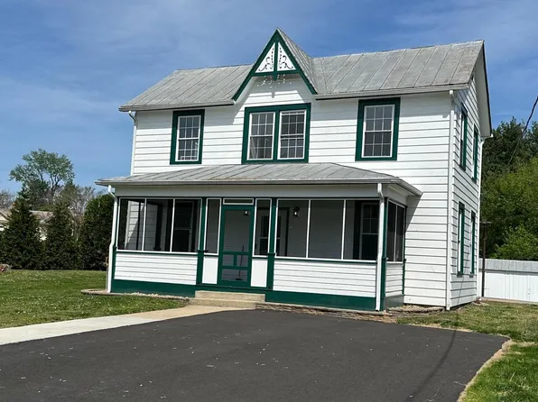 206 2nd St, Shenandoah, VA 22849