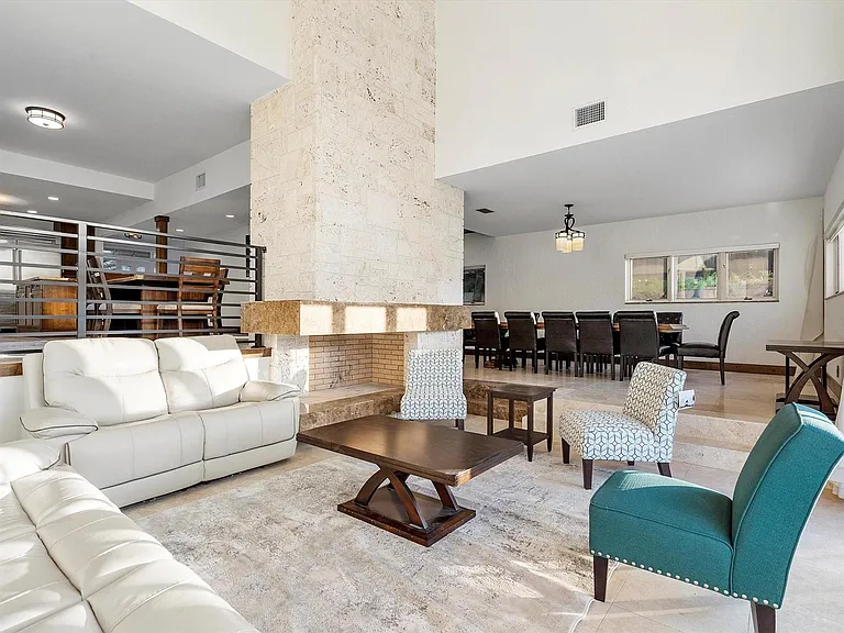 1421 Ponce De Leon Dr — Photo 41